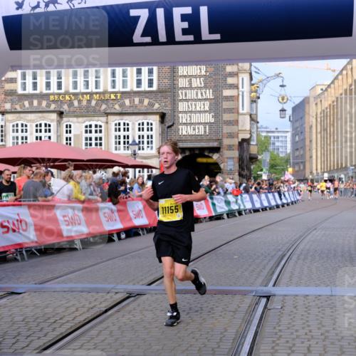 13.09.2026 - 21. swb-Marathon Bremen Tim E. http://msf.ph/oto/10303666 13.09.2026 10:46:54 Ziel 10590, 10897, 11110, 11155, 11287, 11356, 12035, 13511 meine-sportfotos.de
