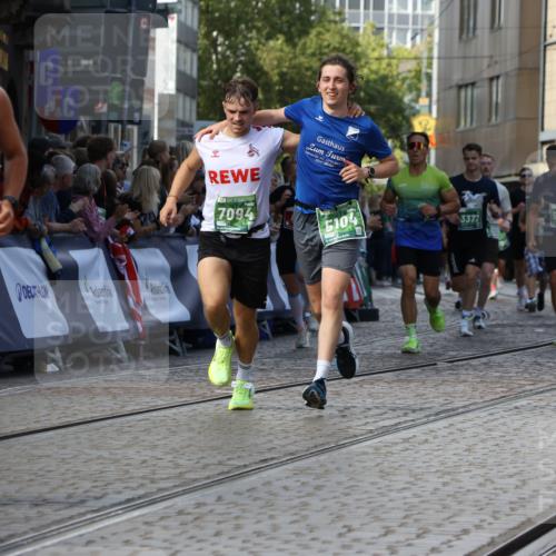 13.09.2026 - 21. swb-Marathon Bremen Strokosch-Dieckow http://msf.ph/oto/10303669 13.09.2026 13:23:56 Ziel 135, 672, 2371, 2409, 2485, 2490, 2560, 2627, 3078, 3138, 3173, 3642, 3856, 3861, 3939, 4601, 5231, 5908, 6157, 6843, 6848, 7216, 8095, 8290, 8560, 9088, 9196, 102, 776, 909, 1199, 2210, 2370, 2967, 3044, 3372, 5104, 5208, 5257, 5397, 5481, 5623, 6105, 6772, 7059, 7094, 8082, 8179, 9087, 13219 meine-sportfotos.de