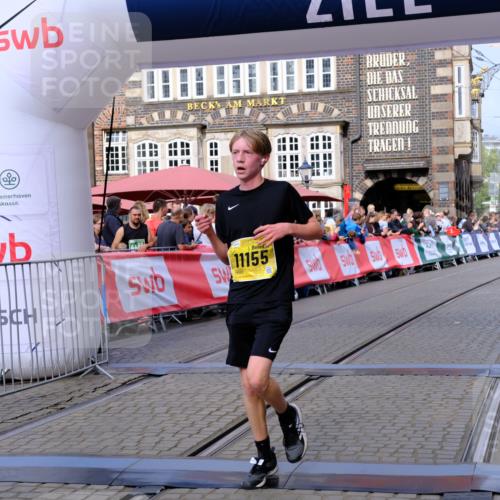 13.09.2026 - 21. swb-Marathon Bremen Tim E. http://msf.ph/oto/10303686 13.09.2026 10:46:54 Ziel 10590, 10897, 11110, 11155, 11287, 11356, 12035, 13511 meine-sportfotos.de