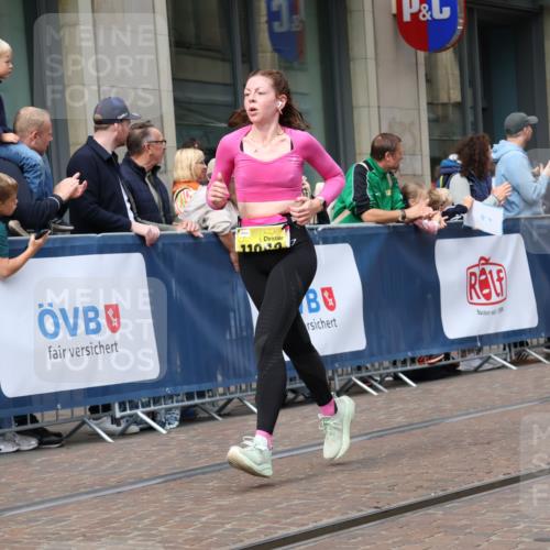 13.09.2026 - 21. swb-Marathon Bremen Strokosch-Dieckow http://msf.ph/oto/10303705 13.09.2026 10:51:48 Ziel 10218, 10588, 11277, 11285, 11371, 11376, 11487, 11555, 11784, 11869, 11877, 11962, 12319, 12349, 13578, 10162, 10183, 10281, 10334, 10348, 10467, 10641, 10763, 11145, 11273, 11542, 11685, 11733, 11777, 11784, 11787, 12329, 12424, 13631 meine-sportfotos.de