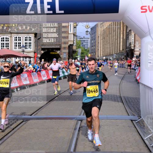 13.09.2026 - 21. swb-Marathon Bremen Tim E. http://msf.ph/oto/10303721 13.09.2026 10:47:08 Ziel 10289, 10445, 10504, 11199, 11212, 11608, 11661, 11783, 12364, 12375 meine-sportfotos.de