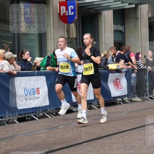 13.09.2026 - 21. swb-Marathon Bremen Strokosch-Dieckow http://msf.ph/oto/10303824 13.09.2026 10:51:53 Ziel 10218, 10588, 11285, 11371, 11376, 11487, 11555, 11610, 11869, 11877, 12319, 13578, 10162, 10183, 10281, 10348, 10467, 10641, 11273, 11277, 11542, 11685, 11733, 11777, 11784, 11787, 11962, 12329, 12349 meine-sportfotos.de