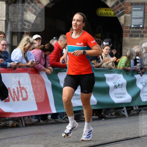 13.09.2026 - 21. swb-Marathon Bremen Strokosch-Dieckow http://msf.ph/oto/10303892 13.09.2026 12:57:03 Ziel 901, 1212, 1288, 4936, 7118, 850, 3368, 5912 meine-sportfotos.de