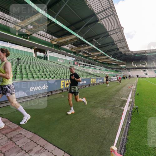 13.09.2026 - 21. swb-Marathon Bremen Michael Burmester http://msf.ph/oto/10304059 13.09.2026 12:48:23 Laufen im Stadion 382, 384, 524, 572, 621, 826, 868, 889, 1349, 1554, 1723, 1872, 1925, 2266, 2287, 2538, 2605, 2646, 2844, 2956, 3110, 3118, 3127, 3197, 3242, 3276, 3284, 3297, 3424, 3466, 3520, 3794, 3910, 4025, 4082, 4239, 4614, 4712, 4729, 4732, 4808, 4898, 4992, 5424, 5517, 5648, 5725, 5803, 5976, 6025, 6058, 6692, 6708, 6784, 6951, 7064, 7102, 7399, 7538, 7636, 7803, 7871, 7876, 8060, 8611, 8621, 8706, 8877, 8973, 8980, 8981, 9010, 9035, 9061, 9429, 9689, 9918 meine-sportfotos.de