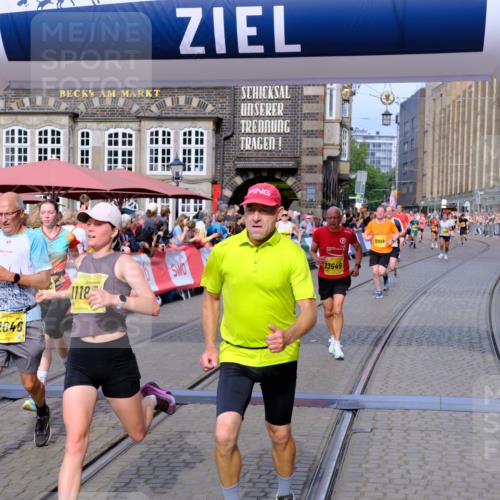 13.09.2026 - 21. swb-Marathon Bremen Tim E. http://msf.ph/oto/10304095 13.09.2026 10:47:35 Ziel 10189, 10310, 10319, 10744, 10898, 11187, 11269, 11462, 11650, 11651, 11814, 12048, 12195, 12298, 12415, 12470, 13528, 13545, 13589, 13613 meine-sportfotos.de