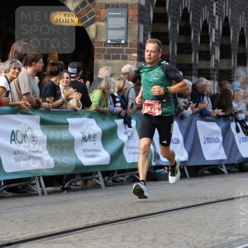 13.09.2026 - 21. swb-Marathon Bremen Strokosch-Dieckow http://msf.ph/oto/10304159 13.09.2026 12:57:48 Ziel 919, 1875, 2986, 4795, 6264, 1323, 9065 meine-sportfotos.de
