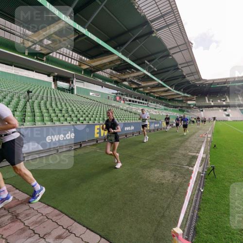 13.09.2026 - 21. swb-Marathon Bremen Michael Burmester http://msf.ph/oto/10304172 13.09.2026 12:49:20 Laufen im Stadion 382, 469, 524, 572, 663, 670, 779, 826, 889, 899, 1349, 1517, 1605, 1723, 1748, 1872, 1925, 2052, 2287, 2288, 2347, 2605, 2750, 2844, 2909, 3043, 3110, 3127, 3197, 3276, 3330, 3466, 3625, 3910, 3973, 4033, 4082, 4247, 4384, 4712, 4732, 4743, 4852, 4898, 4990, 5111, 5377, 5383, 5424, 5517, 5570, 5585, 5594, 5648, 6025, 6058, 6652, 6692, 6842, 6906, 6951, 7064, 7109, 7115, 7121, 7399, 7636, 7803, 7876, 8706, 8877, 8973, 8981, 9010, 9035, 9429, 195 meine-sportfotos.de