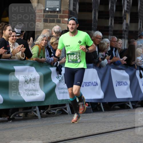 13.09.2026 - 21. swb-Marathon Bremen Strokosch-Dieckow http://msf.ph/oto/10304242 13.09.2026 12:58:00 Ziel 919, 4795, 1604, 1717, 2073, 2099, 9065 meine-sportfotos.de