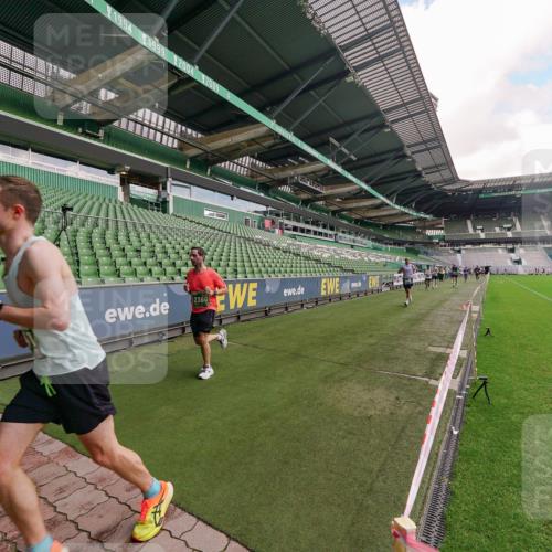 13.09.2026 - 21. swb-Marathon Bremen Michael Burmester http://msf.ph/oto/10304559 13.09.2026 12:52:36 Laufen im Stadion 102, 107, 145, 235, 683, 734, 755, 792, 863, 985, 987, 1033, 1043, 1056, 1125, 1146, 1162, 1232, 1252, 1297, 1433, 1445, 1455, 1492, 1528, 1542, 1646, 1664, 1704, 1955, 2007, 2008, 2043, 2203, 2350, 2447, 2480, 2498, 2759, 2767, 2820, 2847, 2858, 3085, 3149, 3236, 3336, 3362, 3440, 3448, 3566, 3703, 3830, 3899, 3988, 4165, 4283, 4429, 4475, 4571, 4573, 4582, 4605, 4651, 4727, 4781, 4782, 4895, 5079, 5168, 5379, 5521, 6274, 8798 meine-sportfotos.de