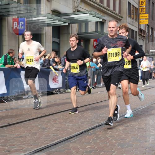 13.09.2026 - 21. swb-Marathon Bremen Strokosch-Dieckow http://msf.ph/oto/10304561 13.09.2026 10:52:36 Ziel 10193, 10284, 10304, 10339, 10652, 10714, 10734, 10827, 10863, 11002, 11038, 11144, 11238, 11282, 11362, 11386, 11575, 11597, 11766, 12019, 12338, 12369, 12399, 10193, 10761, 10812, 10906, 10958, 11109, 11144, 11350, 11362, 11604, 11605, 11610, 11669, 12319, 12361, 12439, 12533 meine-sportfotos.de