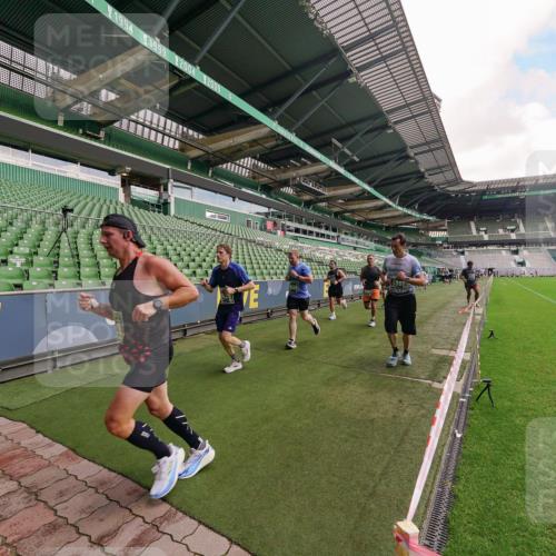 13.09.2026 - 21. swb-Marathon Bremen Michael Burmester http://msf.ph/oto/10304581 13.09.2026 12:52:55 Laufen im Stadion 102, 107, 145, 235, 313, 376, 541, 560, 615, 616, 683, 696, 734, 740, 755, 792, 863, 982, 985, 987, 1033, 1043, 1056, 1207, 1232, 1252, 1297, 1433, 1445, 1492, 1528, 1542, 1646, 1664, 1704, 1707, 1814, 1955, 2007, 2008, 2043, 2203, 2280, 2350, 2362, 2401, 2422, 2447, 2454, 2480, 2498, 2759, 2767, 2820, 2847, 2858, 2997, 3085, 3149, 3236, 3336, 3362, 3448, 3566, 3830, 3899, 3988, 4165, 4283, 4429, 4475, 4571, 4573, 4605, 4651, 4895, 5079, 5168, 5379 meine-sportfotos.de