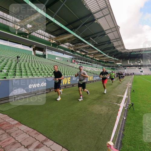 13.09.2026 - 21. swb-Marathon Bremen Michael Burmester http://msf.ph/oto/10304630 13.09.2026 12:53:17 Laufen im Stadion 102, 107, 145, 235, 313, 376, 472, 541, 560, 615, 616, 675, 683, 696, 740, 755, 792, 816, 827, 863, 982, 985, 987, 1033, 1056, 1076, 1207, 1232, 1252, 1297, 1419, 1433, 1445, 1468, 1492, 1528, 1542, 1551, 1646, 1664, 1704, 1707, 1814, 1955, 2007, 2008, 2043, 2055, 2203, 2280, 2350, 2362, 2401, 2422, 2454, 2480, 2498, 2499, 2623, 2701, 2767, 2820, 2847, 2858, 2882, 2971, 2997, 3085, 3149, 3236, 3336, 3362, 3413, 3448, 3566, 3830, 3899, 3988, 4283, 4475, 4573, 4605, 4651 meine-sportfotos.de
