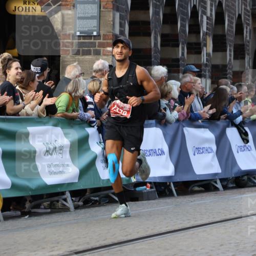 13.09.2026 - 21. swb-Marathon Bremen Strokosch-Dieckow http://msf.ph/oto/10304663 13.09.2026 12:58:41 Ziel 1379, 1472, 1604, 1717, 6198, 8311, 8394, 1576, 3624, 4847, 6929, 8065 meine-sportfotos.de