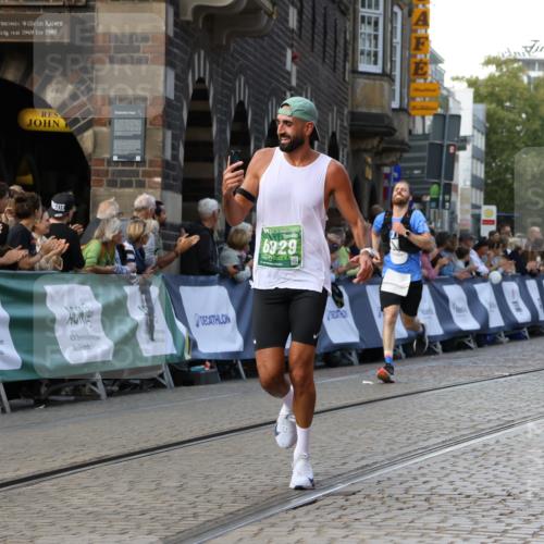 13.09.2026 - 21. swb-Marathon Bremen Strokosch-Dieckow http://msf.ph/oto/10304682 13.09.2026 12:58:43 Ziel 1379, 1472, 1604, 1717, 6198, 8311, 8394, 1576, 3624, 4847, 6929, 8065 meine-sportfotos.de