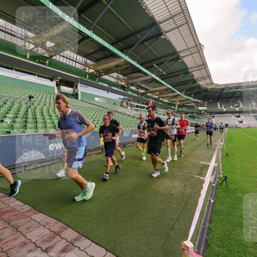 13.09.2026 - 21. swb-Marathon Bremen Michael Burmester http://msf.ph/oto/10304694 13.09.2026 12:53:39 Laufen im Stadion 102, 107, 145, 161, 189, 313, 376, 385, 461, 472, 481, 541, 560, 615, 616, 666, 675, 683, 696, 740, 755, 792, 816, 827, 982, 985, 987, 1033, 1056, 1076, 1207, 1252, 1297, 1419, 1433, 1445, 1468, 1528, 1542, 1551, 1631, 1646, 1658, 1664, 1704, 1707, 1814, 2007, 2043, 2055, 2203, 2280, 2350, 2362, 2401, 2422, 2454, 2480, 2498, 2499, 2623, 2701, 2767, 2820, 2824, 2858, 2882, 2913, 2962, 2971, 2997, 3054, 3085, 3149, 3236, 3336, 3357, 3362, 3413, 3448, 4283, 4605, 4651 meine-sportfotos.de