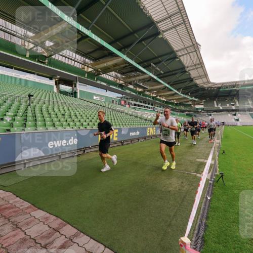13.09.2026 - 21. swb-Marathon Bremen Michael Burmester http://msf.ph/oto/10304715 13.09.2026 12:53:43 Laufen im Stadion 102, 107, 145, 161, 189, 313, 376, 385, 461, 472, 481, 541, 560, 615, 616, 666, 675, 683, 696, 740, 755, 792, 816, 827, 982, 985, 987, 1033, 1056, 1076, 1207, 1252, 1297, 1419, 1433, 1445, 1468, 1528, 1542, 1551, 1631, 1646, 1658, 1664, 1704, 1707, 1814, 2007, 2043, 2055, 2203, 2280, 2350, 2362, 2401, 2422, 2454, 2480, 2498, 2499, 2623, 2701, 2767, 2820, 2824, 2858, 2882, 2913, 2962, 2971, 2997, 3054, 3085, 3149, 3236, 3336, 3357, 3362, 3413, 3448, 4605 meine-sportfotos.de
