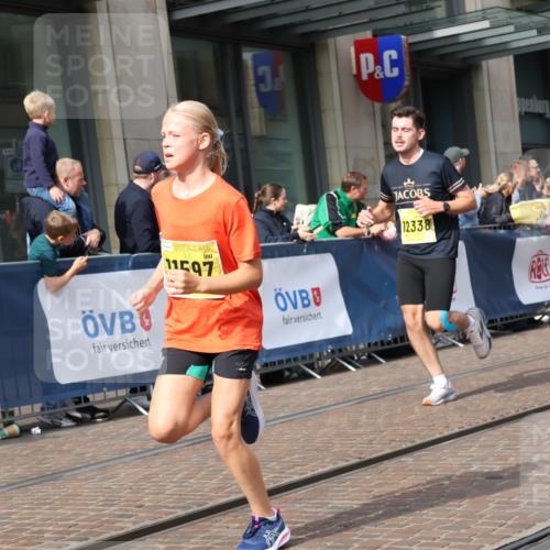 13.09.2026 - 21. swb-Marathon Bremen Strokosch-Dieckow http://msf.ph/oto/10304726 13.09.2026 10:52:43 Ziel 10284, 10304, 10585, 10714, 10734, 10863, 11012, 11038, 11238, 11282, 11386, 11575, 11766, 12019, 12170, 12369, 12398, 10193, 10339, 10652, 10761, 10812, 10827, 10906, 10958, 11002, 11109, 11144, 11350, 11362, 11597, 11604, 11605, 11669, 12338, 12361, 12399, 12439, 12533 meine-sportfotos.de