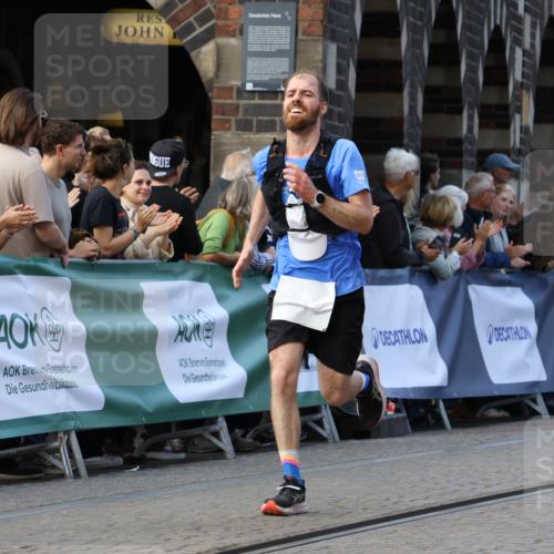 13.09.2026 - 21. swb-Marathon Bremen Strokosch-Dieckow http://msf.ph/oto/10304728 13.09.2026 12:58:45 Ziel 346, 1379, 1472, 1604, 1717, 6198, 8311, 8394, 1118, 1576, 3624, 4847, 6929, 8065, 8994, 9329 meine-sportfotos.de