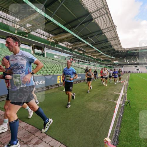 13.09.2026 - 21. swb-Marathon Bremen Michael Burmester http://msf.ph/oto/10304736 13.09.2026 12:53:48 Laufen im Stadion 102, 107, 145, 161, 189, 313, 376, 385, 461, 472, 481, 541, 560, 615, 616, 666, 675, 683, 696, 740, 755, 792, 816, 827, 982, 985, 987, 1033, 1056, 1076, 1207, 1252, 1297, 1419, 1433, 1445, 1468, 1528, 1542, 1551, 1631, 1646, 1658, 1664, 1704, 1707, 1814, 2007, 2043, 2055, 2203, 2280, 2350, 2362, 2401, 2422, 2454, 2480, 2499, 2623, 2701, 2767, 2801, 2820, 2824, 2858, 2882, 2913, 2962, 2971, 2997, 3012, 3054, 3149, 3236, 3336, 3357, 3362, 3413, 3448, 4605 meine-sportfotos.de