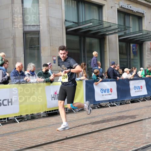 13.09.2026 - 21. swb-Marathon Bremen Strokosch-Dieckow http://msf.ph/oto/10304743 13.09.2026 10:52:44 Ziel 10284, 10304, 10585, 10714, 10734, 10863, 11012, 11038, 11238, 11282, 11386, 11575, 11766, 12019, 12170, 12369, 12398, 10193, 10339, 10652, 10734, 10761, 10812, 10827, 10906, 10958, 11002, 11109, 11144, 11350, 11362, 11597, 11604, 11605, 11669, 12338, 12361, 12399, 12439, 12533 meine-sportfotos.de