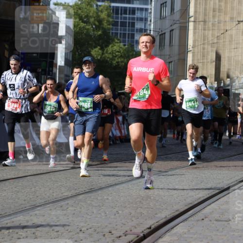 13.09.2026 - 21. swb-Marathon Bremen Strokosch-Dieckow http://msf.ph/oto/10304774 13.09.2026 13:30:08 Ziel 109, 124, 454, 716, 1073, 1173, 1205, 1581, 1759, 1848, 1861, 2289, 3320, 3618, 3667, 3908, 4115, 4524, 4575, 4576, 6006, 6127, 6725, 7079, 7093, 7384, 7884, 8267, 8481, 8594, 8612, 8771, 8899, 9049, 9534, 9747, 9770, 10013, 13031, 881, 1909, 1938, 2265, 2364, 2900, 4763, 5615, 7184, 7966, 8090, 8105, 8314, 8441, 8494, 9015, 9412, 9529 meine-sportfotos.de