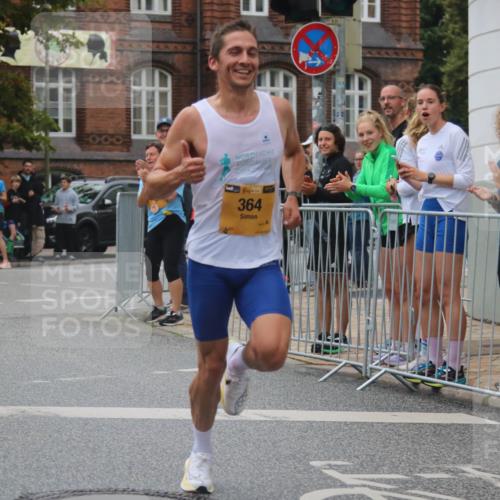 13.09.2026 - Kiel Lauf Markus Tischler http://msf.ph/oto/10304788 13.09.2026 10:16:18 Fleethörn 38, 364, 90, 25, 09, 10, 30 meine-sportfotos.de