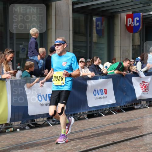 13.09.2026 - 21. swb-Marathon Bremen Strokosch-Dieckow http://msf.ph/oto/10304812 13.09.2026 10:52:47 Ziel 10284, 10304, 10448, 10585, 10714, 10863, 11012, 11238, 11282, 11386, 11575, 11766, 12019, 12170, 12369, 12398, 12461, 10193, 10339, 10652, 10734, 10761, 10812, 10827, 10906, 10958, 11002, 11038, 11109, 11144, 11350, 11362, 11597, 11604, 11605, 11669, 12338, 12361, 12399, 12439, 12533 meine-sportfotos.de