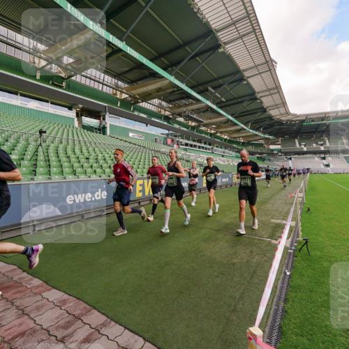 13.09.2026 - 21. swb-Marathon Bremen Michael Burmester http://msf.ph/oto/10304819 13.09.2026 12:54:06 Laufen im Stadion 102, 145, 161, 189, 201, 313, 376, 385, 461, 472, 481, 541, 560, 615, 616, 666, 675, 696, 740, 755, 816, 827, 982, 985, 987, 1053, 1056, 1076, 1207, 1297, 1419, 1433, 1445, 1468, 1528, 1542, 1551, 1631, 1658, 1664, 1704, 1707, 1814, 2055, 2280, 2350, 2362, 2390, 2401, 2422, 2454, 2474, 2499, 2623, 2701, 2733, 2801, 2820, 2824, 2858, 2870, 2882, 2913, 2922, 2962, 2971, 2997, 3012, 3054, 3134, 3206, 3236, 3241, 3356, 3357, 3362, 3413, 4605 meine-sportfotos.de