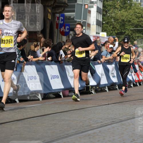 13.09.2026 - 21. swb-Marathon Bremen Strokosch-Dieckow http://msf.ph/oto/10304837 13.09.2026 10:51:02 Ziel 10267, 10764, 11076, 11170, 11220, 11276, 11664, 11753, 11774, 11961, 12052, 12070, 12179, 12309, 12488, 12560, 13544, 10471, 10515, 10808, 11339, 11503, 11537, 11801, 11973, 12051, 12133, 12552 meine-sportfotos.de