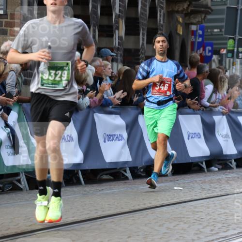 13.09.2026 - 21. swb-Marathon Bremen Strokosch-Dieckow http://msf.ph/oto/10304902 13.09.2026 12:58:58 Ziel 346, 2049, 5672, 6198, 6929, 8311, 8394, 1118, 1508, 1751, 3584, 3688, 4399, 6991, 8994, 9120, 9329 meine-sportfotos.de