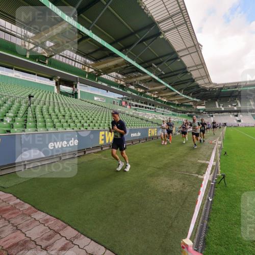 13.09.2026 - 21. swb-Marathon Bremen Michael Burmester http://msf.ph/oto/10304955 13.09.2026 12:54:37 Laufen im Stadion 145, 161, 189, 201, 205, 313, 376, 385, 388, 461, 472, 481, 495, 541, 560, 615, 616, 666, 675, 696, 740, 755, 816, 827, 982, 987, 1053, 1056, 1076, 1197, 1207, 1390, 1419, 1433, 1445, 1468, 1551, 1599, 1631, 1658, 1664, 1707, 1814, 2055, 2125, 2234, 2251, 2280, 2362, 2383, 2390, 2401, 2422, 2454, 2474, 2499, 2623, 2701, 2733, 2801, 2820, 2824, 2870, 2882, 2913, 2922, 2962, 2971, 2997, 3012, 3054, 3134, 3175, 3206, 3241, 3246, 3346, 3356, 3357, 3413, 3706, 3716, 3836, 4137 meine-sportfotos.de