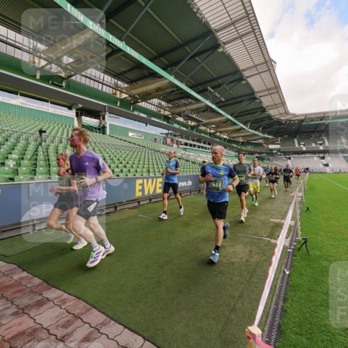 13.09.2026 - 21. swb-Marathon Bremen Michael Burmester http://msf.ph/oto/10305014 13.09.2026 12:54:48 Laufen im Stadion 161, 189, 201, 205, 313, 376, 385, 388, 461, 472, 481, 495, 541, 560, 615, 616, 666, 675, 696, 740, 816, 827, 913, 982, 1053, 1076, 1197, 1207, 1390, 1419, 1468, 1551, 1599, 1631, 1658, 1707, 1814, 2055, 2125, 2234, 2251, 2280, 2319, 2362, 2383, 2390, 2401, 2422, 2454, 2474, 2499, 2623, 2701, 2733, 2801, 2824, 2870, 2882, 2913, 2922, 2962, 2971, 2997, 3012, 3054, 3057, 3134, 3175, 3206, 3241, 3246, 3346, 3356, 3357, 3413, 3706, 3716, 3836, 4137, 6106 meine-sportfotos.de