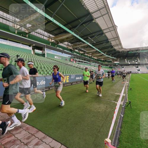 13.09.2026 - 21. swb-Marathon Bremen Michael Burmester http://msf.ph/oto/10305201 13.09.2026 12:55:21 Laufen im Stadion 161, 189, 201, 205, 307, 385, 388, 411, 461, 465, 481, 495, 655, 666, 816, 827, 854, 913, 1053, 1058, 1076, 1197, 1390, 1419, 1537, 1551, 1599, 1631, 1645, 1658, 1750, 2122, 2125, 2234, 2251, 2260, 2319, 2383, 2390, 2474, 2499, 2604, 2701, 2733, 2801, 2824, 2870, 2882, 2913, 2922, 2962, 2971, 3012, 3054, 3057, 3134, 3175, 3192, 3206, 3241, 3246, 3346, 3356, 3357, 3411, 3508, 3706, 3716, 3836, 4135, 4137, 4171, 4413, 4455, 4479, 4733, 5277, 5430, 5530, 6106, 107, 2498 meine-sportfotos.de