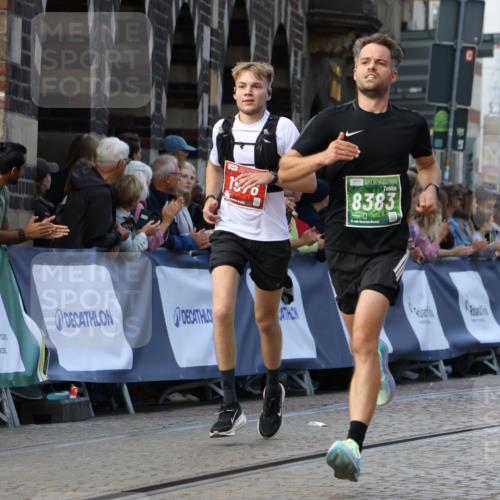 13.09.2026 - 21. swb-Marathon Bremen Strokosch-Dieckow http://msf.ph/oto/10305227 13.09.2026 12:59:13 Ziel 1118, 1576, 3624, 4847, 6929, 8065, 8994, 9120, 9329, 658, 1248, 1800, 1993, 2651, 4096, 8383, 9533 meine-sportfotos.de