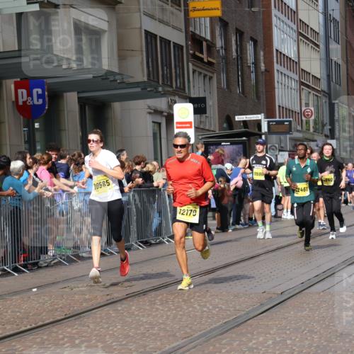 13.09.2026 - 21. swb-Marathon Bremen Strokosch-Dieckow http://msf.ph/oto/10305471 13.09.2026 10:53:07 Ziel 10222, 10448, 10479, 10585, 10626, 10757, 10780, 10821, 10845, 10886, 11012, 11168, 11242, 11379, 11446, 11590, 11800, 12040, 12056, 12119, 12170, 12275, 12308, 12461, 10284, 10304, 10714, 10734, 10827, 10863, 11012, 11038, 11238, 11282, 11386, 11575, 11766, 12019, 12170, 12369, 12398 meine-sportfotos.de