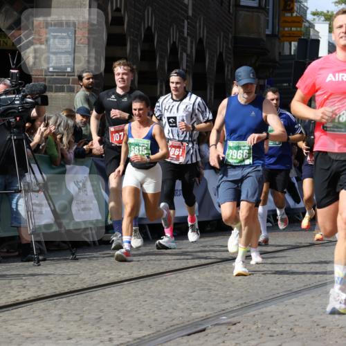13.09.2026 - 21. swb-Marathon Bremen Strokosch-Dieckow http://msf.ph/oto/10305569 13.09.2026 13:30:10 Ziel 109, 124, 454, 716, 1073, 1173, 1205, 1759, 1780, 1848, 1861, 2289, 3320, 3618, 3667, 3908, 4115, 4524, 4575, 5631, 6006, 6127, 6725, 7079, 7093, 7884, 8267, 8470, 8481, 8612, 8771, 8899, 9049, 9534, 9747, 9770, 10013, 881, 1909, 1938, 2265, 2364, 2900, 4763, 5615, 7184, 7821, 7966, 8090, 8105, 8169, 8314, 8441, 8494, 9015, 9412, 9529 meine-sportfotos.de