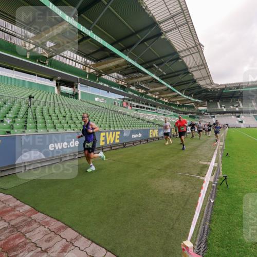 13.09.2026 - 21. swb-Marathon Bremen Michael Burmester http://msf.ph/oto/10305595 13.09.2026 12:56:35 Laufen im Stadion 205, 307, 388, 411, 431, 465, 655, 769, 776, 854, 857, 876, 913, 926, 948, 1058, 1130, 1254, 1537, 1601, 1645, 1750, 1809, 1900, 1972, 2001, 2040, 2051, 2075, 2122, 2260, 2319, 2402, 2473, 2493, 2535, 2604, 2634, 2640, 2671, 2761, 2812, 2904, 2948, 3057, 3078, 3119, 3192, 3202, 3290, 3348, 3411, 3450, 3458, 3508, 3514, 3634, 3706, 3716, 3760, 3813, 3836, 3939, 4135, 4137, 4171, 4316, 4319, 4413, 4455, 4479, 4733, 5277, 5430, 5530, 6106, 107, 2498 meine-sportfotos.de