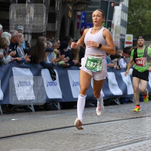 13.09.2026 - 21. swb-Marathon Bremen Strokosch-Dieckow http://msf.ph/oto/10305717 13.09.2026 12:59:36 Ziel 658, 1248, 1508, 1751, 1800, 1993, 2651, 3584, 3688, 4096, 6991, 8383, 9533, 126, 277, 807, 1320, 1485, 1852, 4964, 5828, 6557, 8850 meine-sportfotos.de