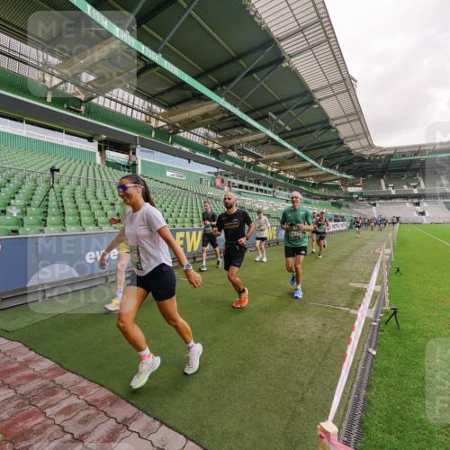 13.09.2026 - 21. swb-Marathon Bremen Michael Burmester http://msf.ph/oto/10305810 13.09.2026 12:57:07 Laufen im Stadion 307, 334, 411, 431, 465, 655, 769, 776, 854, 857, 876, 909, 926, 948, 1010, 1130, 1254, 1535, 1537, 1601, 1750, 1752, 1809, 1881, 1900, 1972, 2001, 2040, 2046, 2051, 2075, 2122, 2260, 2324, 2371, 2402, 2423, 2473, 2493, 2535, 2604, 2634, 2640, 2671, 2761, 2812, 2903, 2904, 2948, 3051, 3078, 3119, 3182, 3202, 3290, 3319, 3348, 3411, 3450, 3458, 3508, 3514, 3634, 3685, 3690, 3760, 3813, 3866, 3939, 4101, 4135, 4171, 4316, 4319, 4413, 4455, 4479, 4733 meine-sportfotos.de