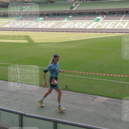 13.09.2026 - 21. swb-Marathon Bremen Michael Burmester http://msf.ph/oto/10305828 13.09.2026 12:04:14 Laufen im Stadion 207, 626, 1231, 1956 meine-sportfotos.de