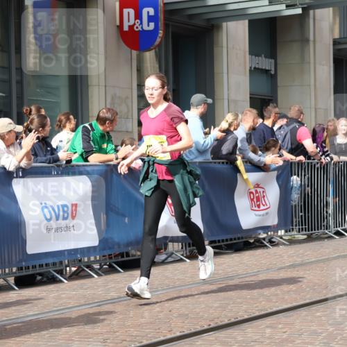 13.09.2026 - 21. swb-Marathon Bremen Strokosch-Dieckow http://msf.ph/oto/10305899 13.09.2026 10:53:20 Ziel 10141, 10174, 10222, 10227, 10478, 10479, 10626, 10684, 10685, 10821, 10838, 10845, 10886, 10905, 11242, 11446, 11489, 11502, 11590, 11596, 11800, 11950, 12056, 12119, 12308, 12331, 12341, 12405, 12492, 13597, 10284, 10448, 10585, 10714, 10757, 10780, 11012, 11168, 11238, 11282, 11379, 11575, 12040, 12170, 12275, 12369, 12398, 12461 meine-sportfotos.de