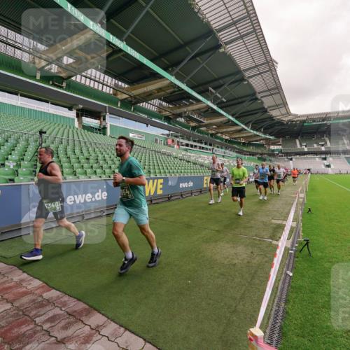 13.09.2026 - 21. swb-Marathon Bremen Michael Burmester http://msf.ph/oto/10306035 13.09.2026 12:57:44 Laufen im Stadion 141, 148, 334, 431, 511, 672, 769, 776, 789, 790, 857, 876, 909, 948, 1010, 1119, 1130, 1191, 1199, 1254, 1281, 1535, 1601, 1642, 1647, 1752, 1809, 1881, 1900, 1931, 1933, 1972, 2001, 2040, 2046, 2051, 2075, 2324, 2343, 2371, 2397, 2402, 2423, 2425, 2473, 2493, 2634, 2640, 2671, 2761, 2771, 2812, 2903, 2904, 3051, 3078, 3138, 3148, 3182, 3186, 3319, 3338, 3450, 3458, 3514, 3534, 3560, 3634, 3655, 3685, 3690, 3695, 3760, 3813, 3866, 3933, 3939, 4101, 4316, 4319 meine-sportfotos.de