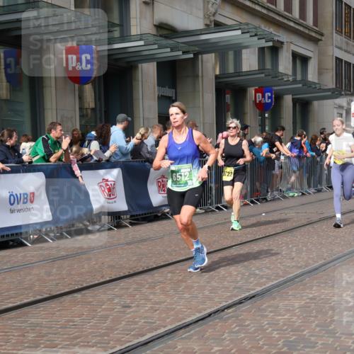 13.09.2026 - 21. swb-Marathon Bremen Strokosch-Dieckow http://msf.ph/oto/10306114 13.09.2026 10:53:27 Ziel 10141, 10174, 10222, 10227, 10255, 10478, 10479, 10579, 10626, 10684, 10685, 10708, 10838, 10845, 10905, 11206, 11242, 11446, 11489, 11502, 11596, 11800, 11950, 12075, 12119, 12244, 12331, 12341, 12405, 12492, 12515, 13597, 10448, 10585, 10757, 10780, 10821, 10886, 11012, 11168, 11379, 11590, 12040, 12056, 12170, 12275, 12308, 12398, 12461 meine-sportfotos.de