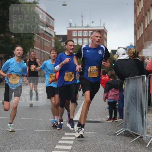 13.09.2026 - Kiel Lauf Markus Tischler http://msf.ph/oto/10306121 13.09.2026 10:27:13 Fleethörn 1170, 1, 39, 760, 1716, 39, 12308 meine-sportfotos.de