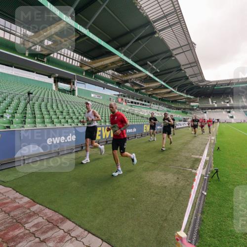 13.09.2026 - 21. swb-Marathon Bremen Michael Burmester http://msf.ph/oto/10306261 13.09.2026 12:58:25 Laufen im Stadion 141, 148, 191, 226, 334, 511, 672, 776, 789, 790, 909, 972, 1010, 1119, 1191, 1199, 1254, 1281, 1535, 1642, 1647, 1752, 1809, 1881, 1900, 1931, 1933, 2046, 2051, 2075, 2210, 2324, 2343, 2367, 2371, 2397, 2402, 2423, 2425, 2493, 2577, 2771, 2807, 2827, 2885, 2903, 2904, 2979, 3021, 3051, 3078, 3098, 3120, 3138, 3148, 3182, 3186, 3233, 3319, 3338, 3435, 3450, 3514, 3516, 3534, 3560, 3634, 3655, 3685, 3690, 3695, 3760, 3866, 3933, 3934, 3939, 4101, 4316, 4319, 205 meine-sportfotos.de