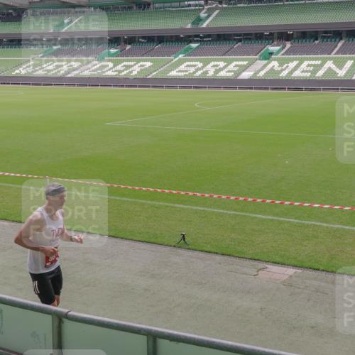 13.09.2026 - 21. swb-Marathon Bremen Michael Burmester http://msf.ph/oto/10306392 13.09.2026 12:25:29 Laufen im Stadion 149, 447, 814, 875, 968, 1187, 1313, 1544, 1840, 2044, 2143, 236, 642, 1957 meine-sportfotos.de
