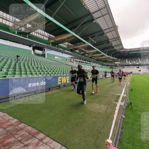 13.09.2026 - 21. swb-Marathon Bremen Michael Burmester http://msf.ph/oto/10306412 13.09.2026 12:58:51 Laufen im Stadion 141, 148, 191, 226, 232, 334, 511, 672, 745, 789, 790, 909, 972, 1080, 1119, 1166, 1191, 1199, 1281, 1516, 1535, 1642, 1647, 1752, 1881, 1931, 1933, 2046, 2210, 2289, 2343, 2367, 2371, 2397, 2423, 2425, 2577, 2771, 2806, 2807, 2827, 2885, 2899, 2903, 2953, 2961, 2979, 3015, 3021, 3051, 3098, 3120, 3124, 3138, 3148, 3182, 3186, 3190, 3233, 3319, 3338, 3435, 3516, 3531, 3534, 3560, 3652, 3655, 3685, 3690, 3695, 3866, 3933, 3934, 205 meine-sportfotos.de