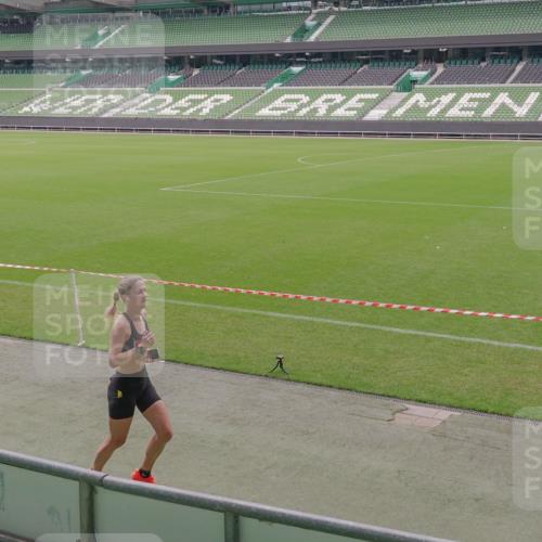 13.09.2026 - 21. swb-Marathon Bremen Michael Burmester http://msf.ph/oto/10306465 13.09.2026 12:26:14 Laufen im Stadion 206, 238, 322, 447, 814, 841, 875, 968, 1187, 1313, 1840, 2044, 2143, 129, 236, 798, 1567 meine-sportfotos.de