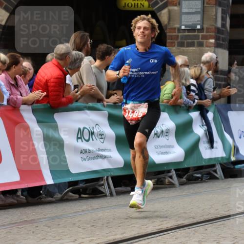 13.09.2026 - 21. swb-Marathon Bremen Strokosch-Dieckow http://msf.ph/oto/10306530 13.09.2026 13:00:13 Ziel 603, 735, 807, 1320, 1485, 6557, 8850, 9153, 671, 2683, 5776, 7015 meine-sportfotos.de
