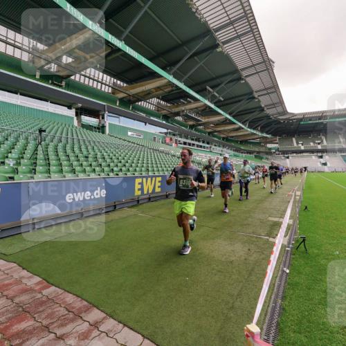 13.09.2026 - 21. swb-Marathon Bremen Michael Burmester http://msf.ph/oto/10306551 13.09.2026 12:59:18 Laufen im Stadion 141, 148, 191, 226, 232, 260, 342, 511, 672, 745, 789, 790, 972, 1080, 1119, 1166, 1191, 1199, 1209, 1281, 1493, 1494, 1516, 1642, 1647, 1931, 1933, 2088, 2210, 2289, 2343, 2367, 2397, 2425, 2481, 2517, 2570, 2577, 2686, 2771, 2806, 2807, 2827, 2885, 2899, 2914, 2953, 2961, 2979, 3015, 3021, 3098, 3120, 3124, 3138, 3148, 3186, 3190, 3233, 3273, 3338, 3435, 3516, 3531, 3534, 3560, 3652, 3655, 3695, 3861, 3930, 3933, 3934, 205 meine-sportfotos.de